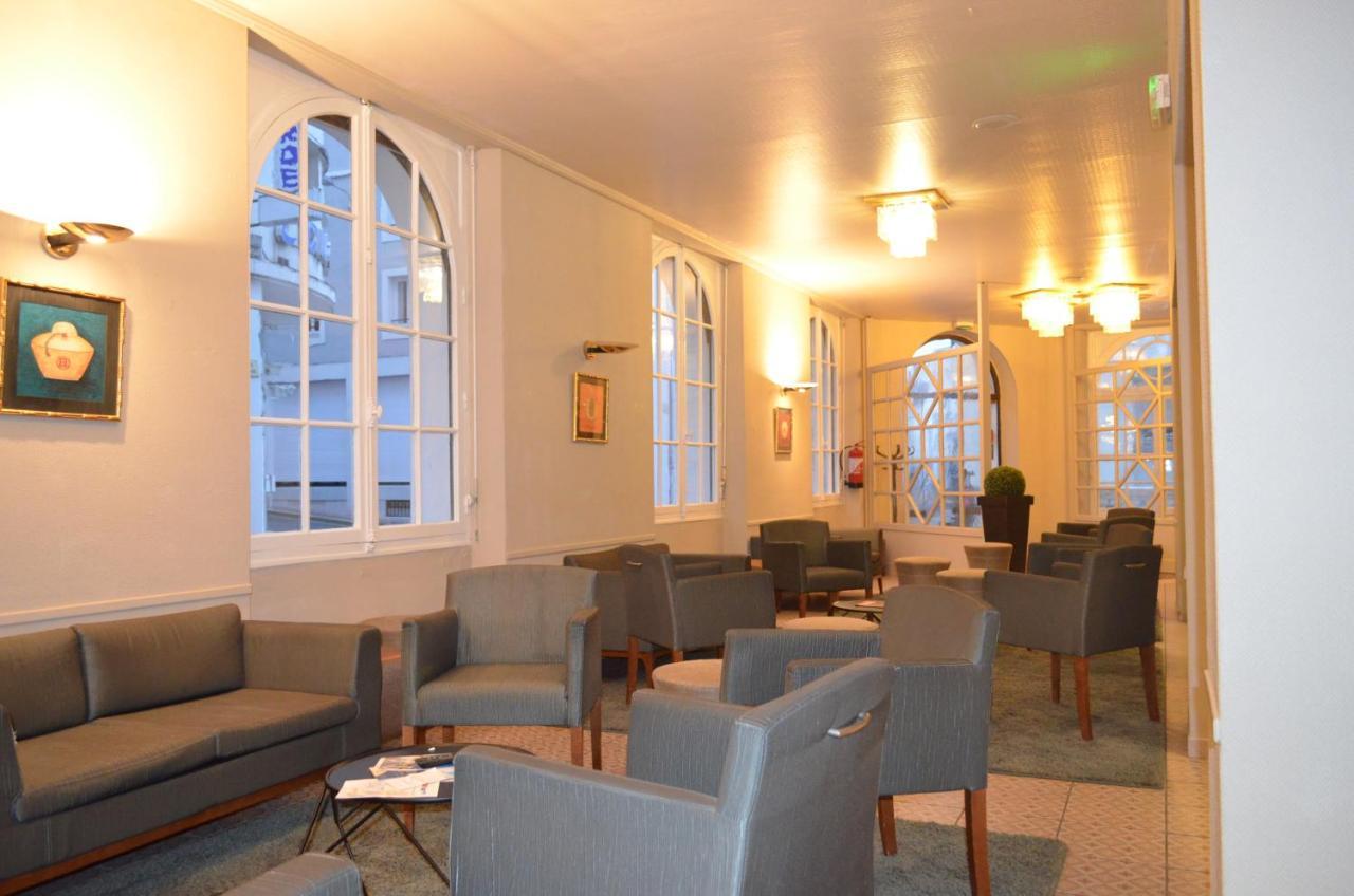 Hotel Aneto Lourdes Kültér fotó