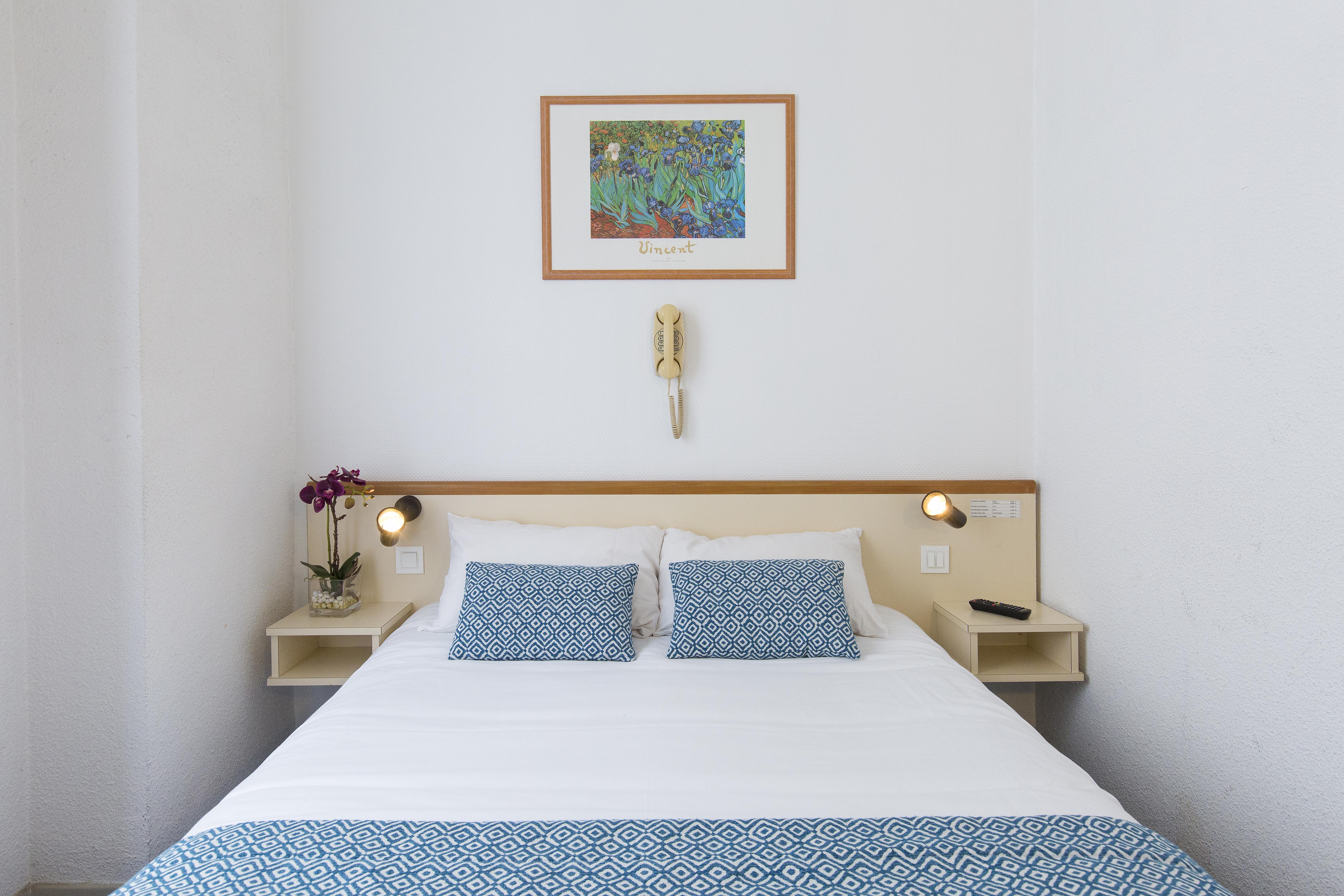 Hotel Aneto Lourdes Kültér fotó