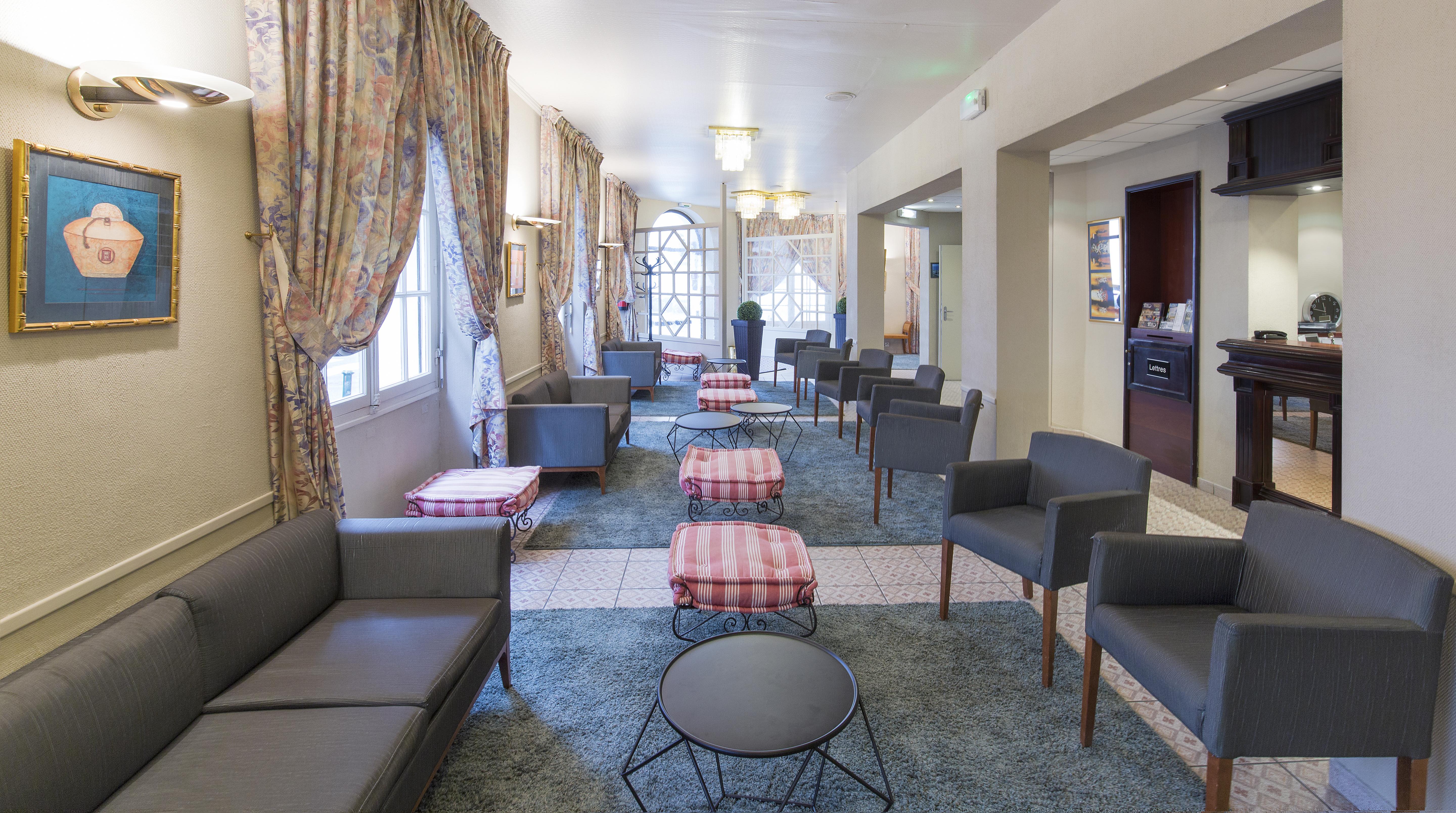 Hotel Aneto Lourdes Kültér fotó